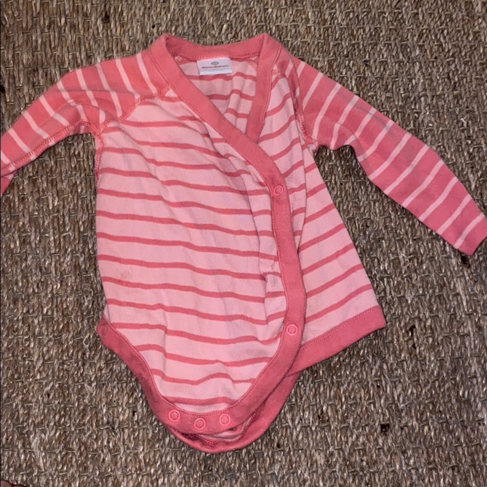 Size 60 3-6 mth Hanna Anderson onesie coral stripe